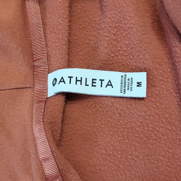 Athleta Purina Wrap Sweatshirt Size medium. - Picture 2 of 15